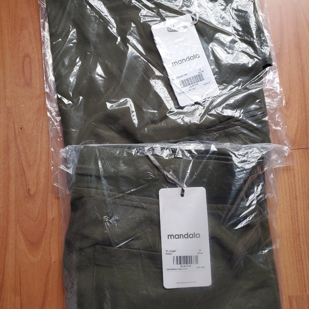 Mandala Olive Scrub Set